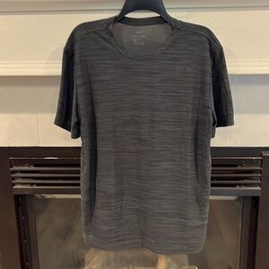 Nike Dri-fit workout shirt. Men’s size large. 6C